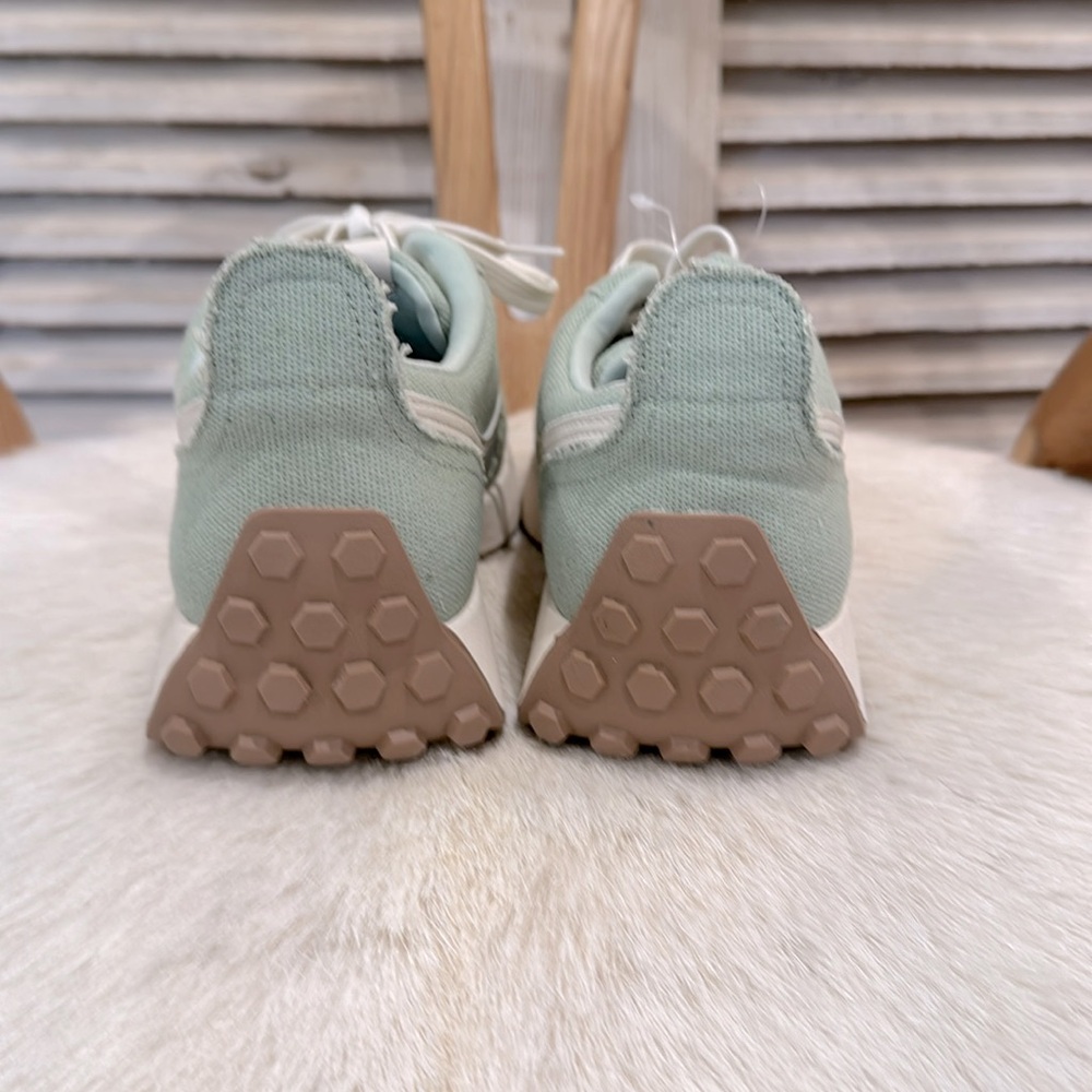 NEW Dolce Vita : Light Soft Green Dolce Vita Canvas Sneakers - Picture 7 of 7